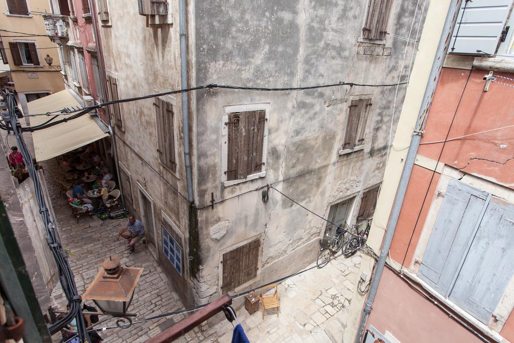 Apartment Zdenac Ровин Екстериор снимка