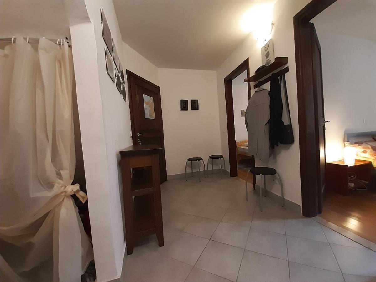 Apartment Zdenac Ровин Екстериор снимка